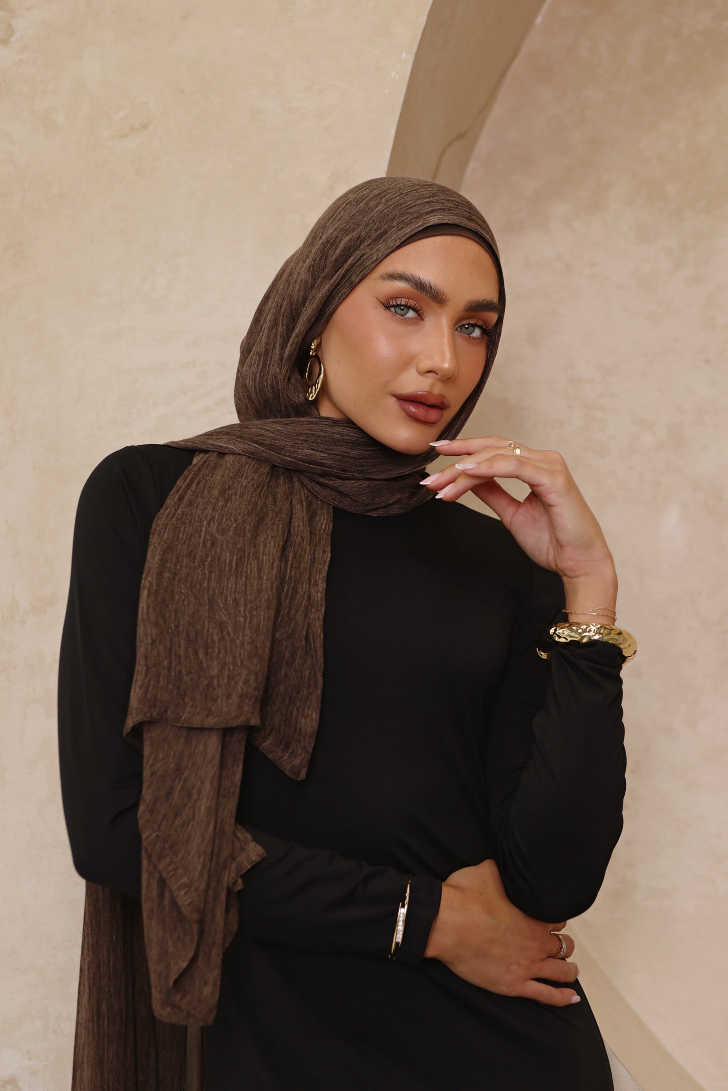 Hijab texturé marron baie